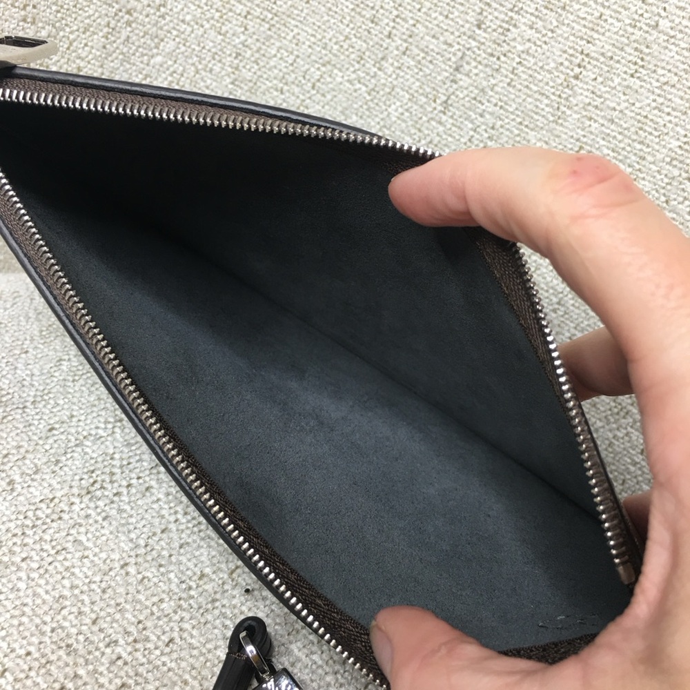 Authentic Louis Vuitton chocolate brown pouch with nametag EXCELLENT CONDITION - Picture 5 of 12